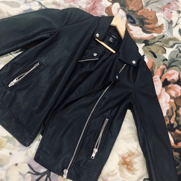 Leather Jacket - Picture 2 of 7